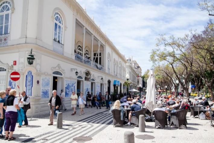 Central Funchal Apartment - Garden - Free Parking & Ac Екстериор снимка